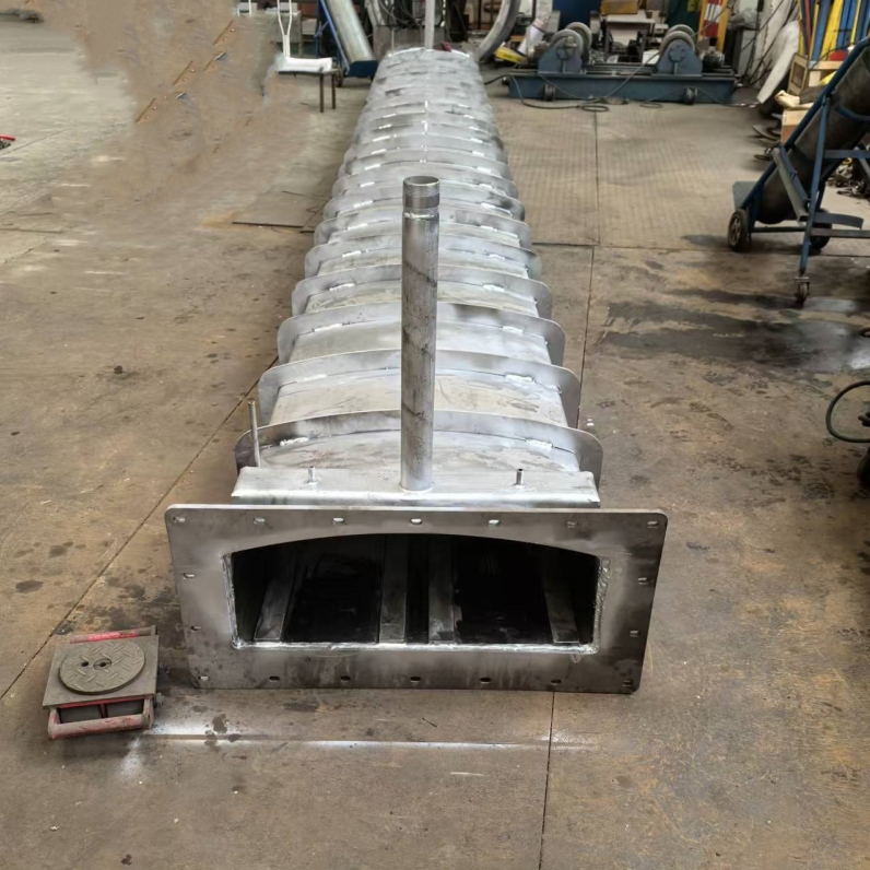 1730969273770354.jpg 裂解爐爐膽1.jpg