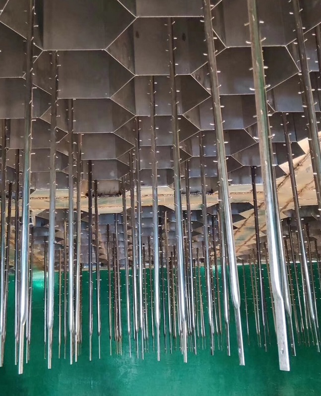 1739869582572746.jpg 陰極線(xiàn)10.jpg